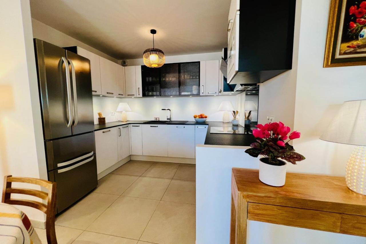 Villa Marie 1 - Superbe Appartement Climatise 2 Chambres Vue Mer لو غراو دو روا المظهر الخارجي الصورة