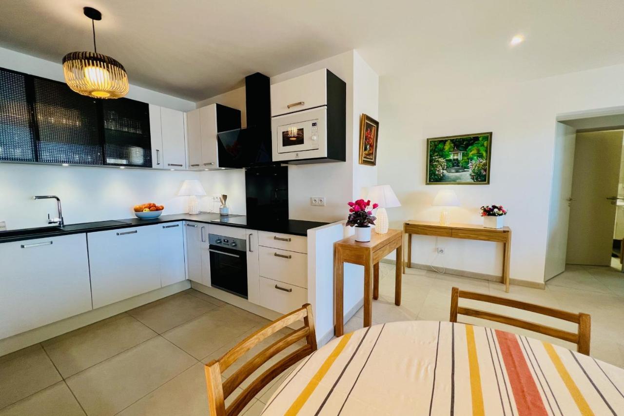 Villa Marie 1 - Superbe Appartement Climatise 2 Chambres Vue Mer لو غراو دو روا المظهر الخارجي الصورة