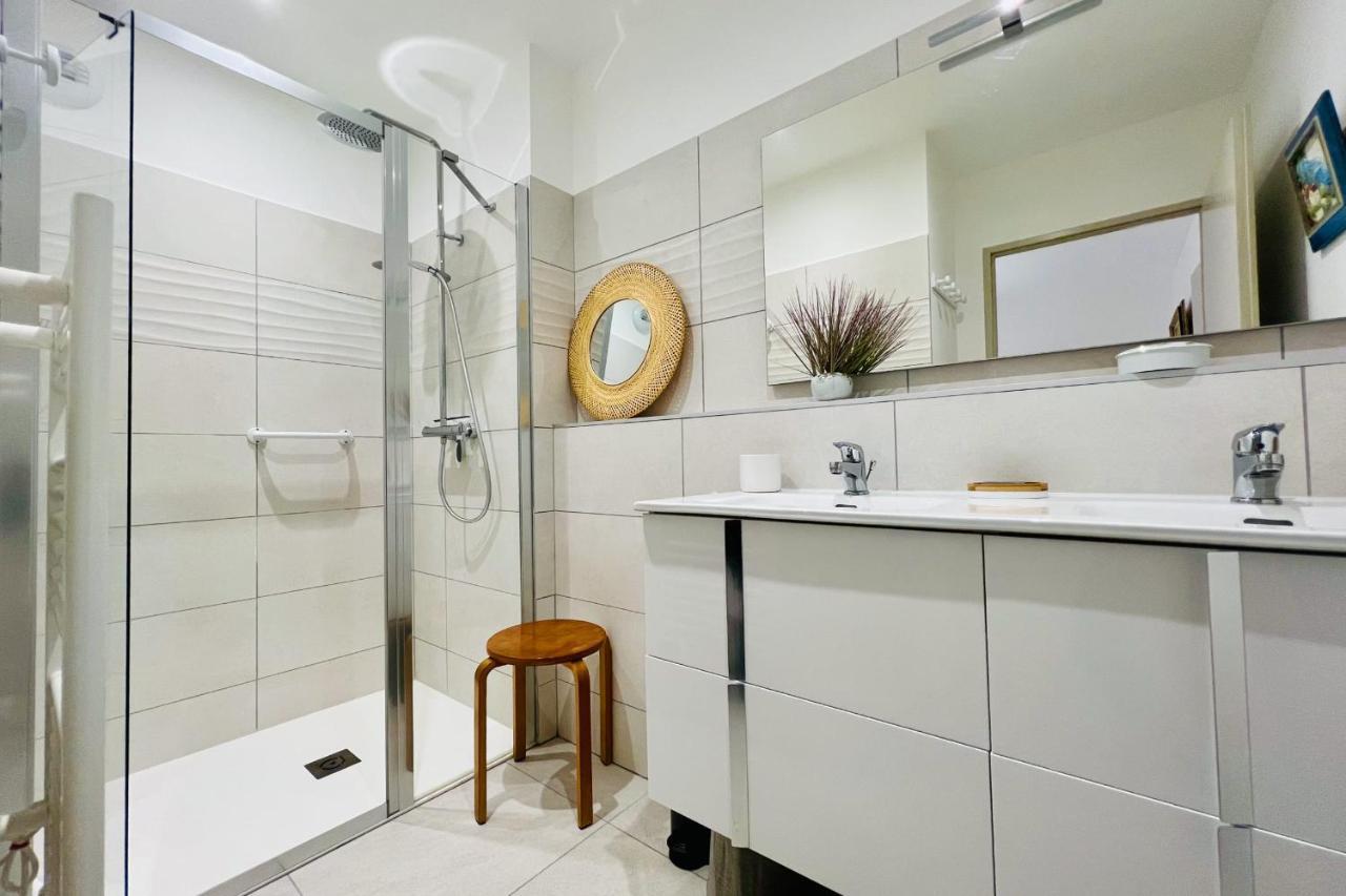 Villa Marie 1 - Superbe Appartement Climatise 2 Chambres Vue Mer لو غراو دو روا المظهر الخارجي الصورة